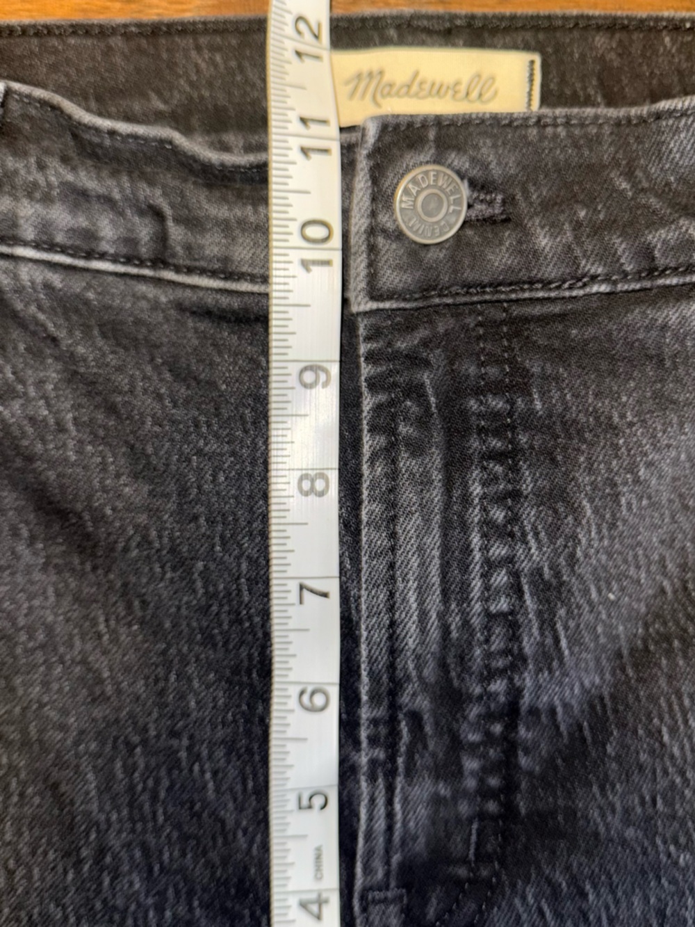Madewell The Mid-Rise Perfect Vintage Jean Faded Black Straight Leg Size 32 - Picture 4 of 15
